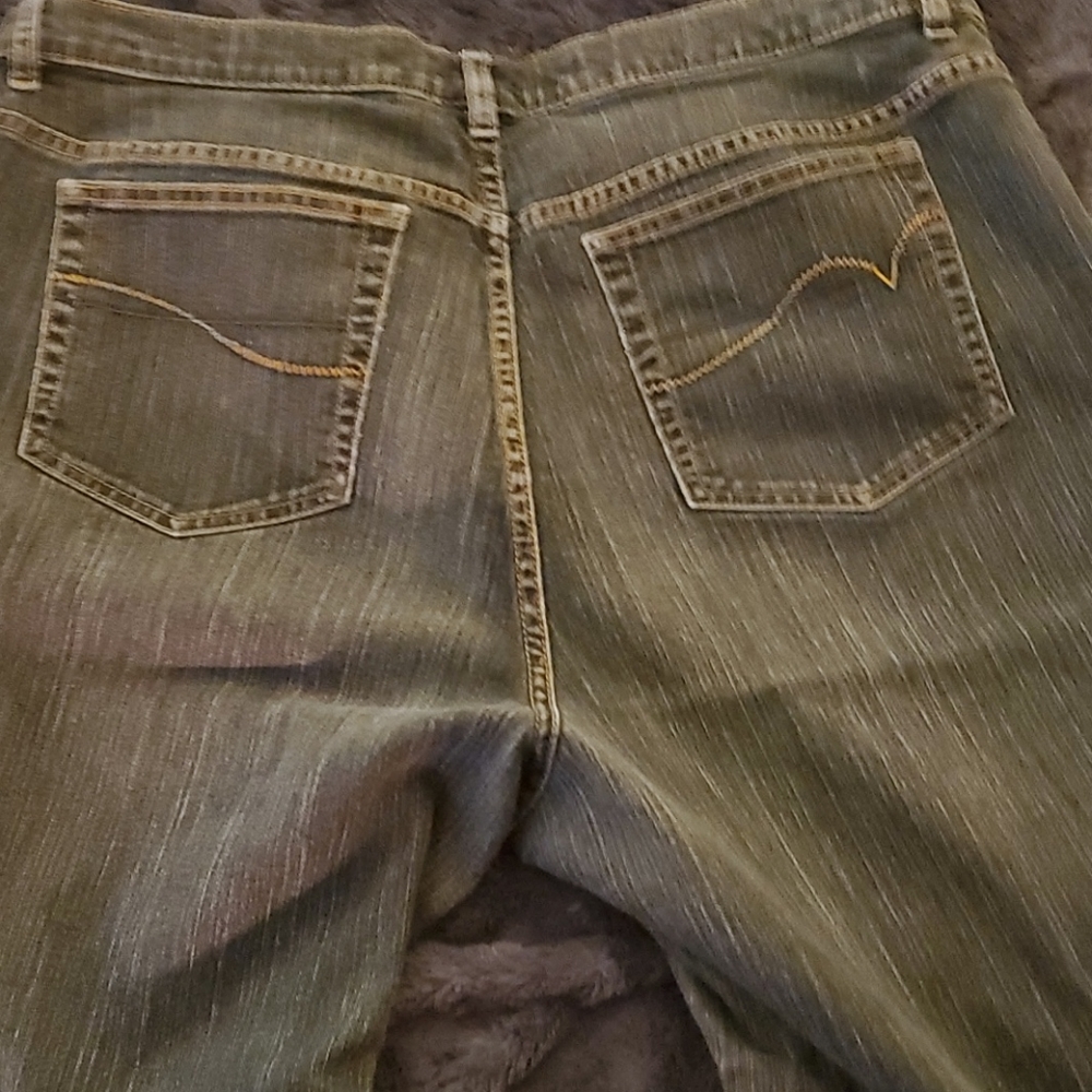 Jeans - Picture 3 of 4